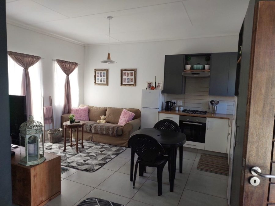To Let 2 Bedroom Property for Rent in Mooikloof Country Estate Western Cape